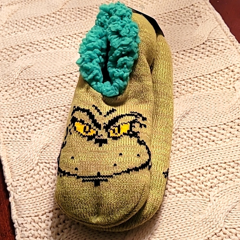 THE GRINCH SLIPPER SOCKS